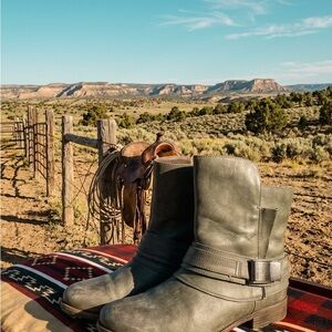 Classic Leather Ankle Boots in dark gray